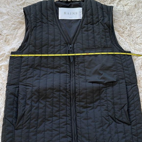 Rains Unisex Liner Vest Black Size XXS/XS - Picture 5 of 9